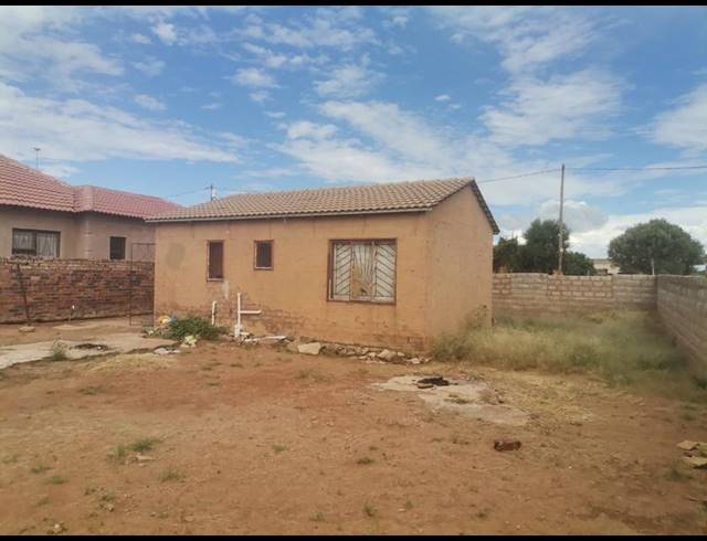 2 BEDROOM HOUSE FOR SALE IN SOSHANGUVE SOUTH
